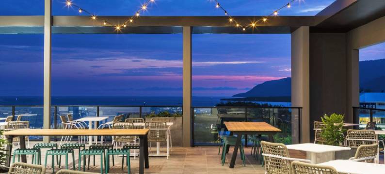 凯恩斯盛橡酒店(Oaks Cairns Hotel)图片