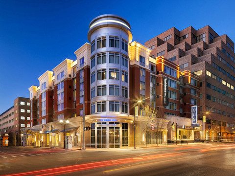 安娜堡市中心居家酒店