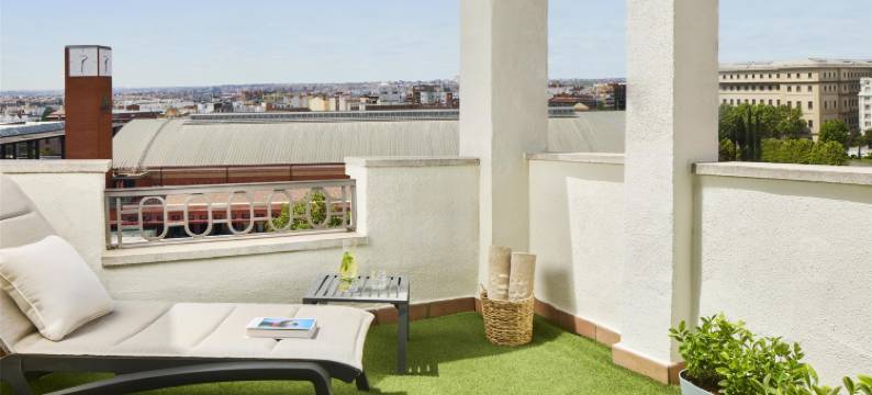 马德里阿托查车站诺瀚酒店(NH Madrid Atocha)图片