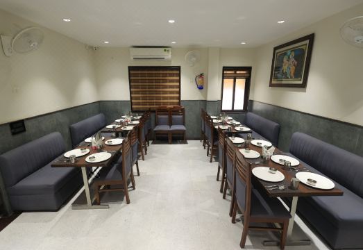 Hotel Sar Kamla Dham Hotel Overview