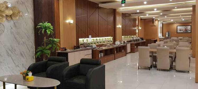 新梅尔德卡帕蒂酒店(Hotel New Merdeka Pati)图片