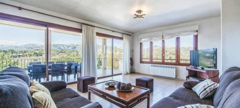 House in Majorca with Pool and Mountain Views图片