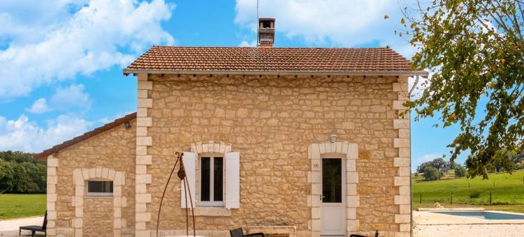 Charming Holiday Home with Private Pool图片