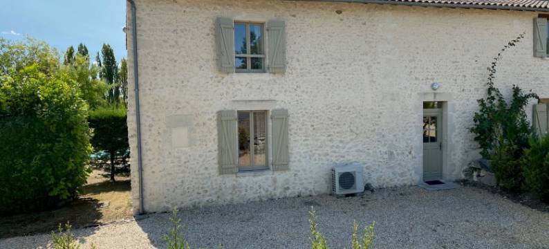 Villa in France with Private Pool & Garden图片