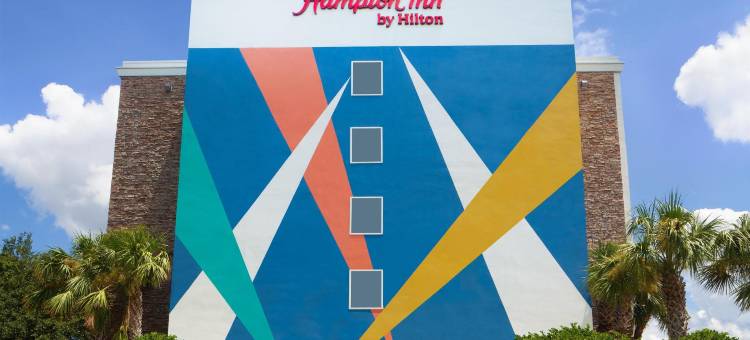 希尔顿坦帕展览馆娱乐场欢朋酒店(Hampton Inn by Hilton Tampa Fairgrounds Casino)图片