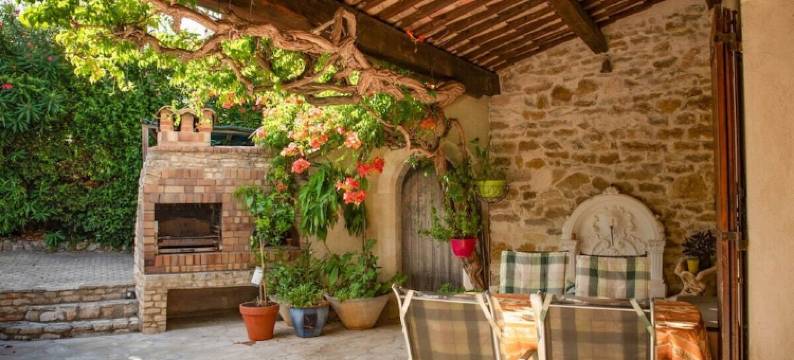 in southern France La Bastide图片