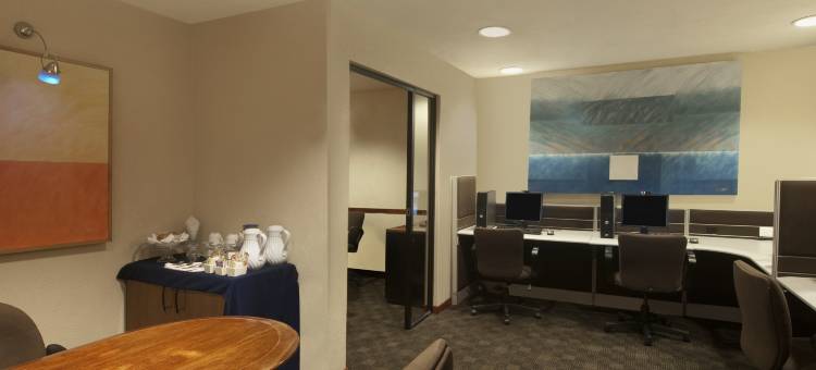 波萨里卡嘉年华酒店(Fiesta Inn Poza Rica)图片