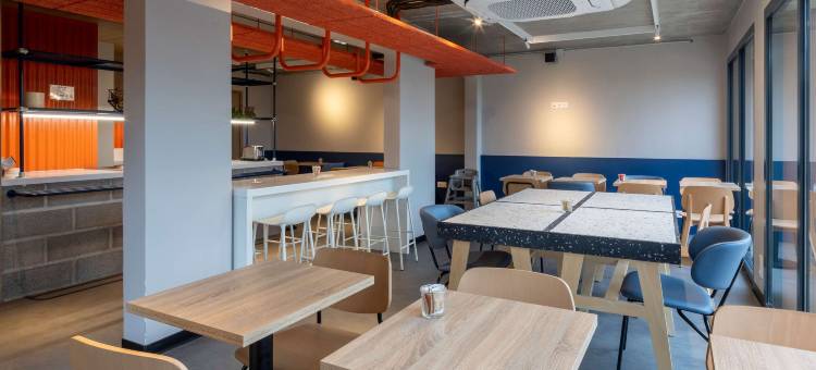 宜必思快捷蓬蒂维中心布列塔尼酒店(Ibis Budget Pontivy Centre Bretagne)图片