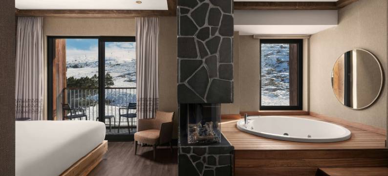 Ceylan Splend'or Uludag, Autograph Collection图片