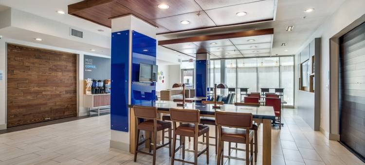 登顿南智选假日套房酒店(Holiday Inn Express & Suites DENTON SOUTH by IHG)图片