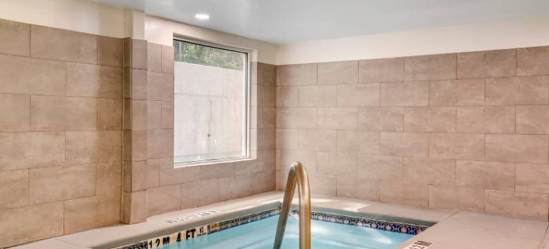 品质酒店及套房联合城-亚特兰大南部(Quality Inn & Suites Union City - Atlanta South)图片