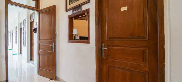 Raden Mansion Jember Urbanview图片