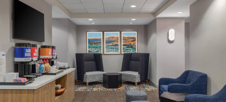 希尔顿欢朋酒店-华盛顿杜勒斯机场南(Hampton Inn Washington-Dulles Int'l Airport South)图片
