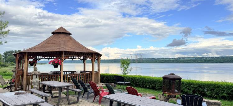舒眠酒店及套房魁北克城东(Sleep Inn & Suites Quebec City East)图片