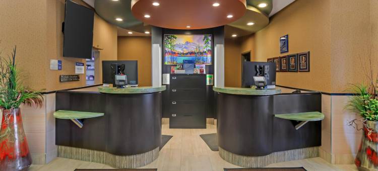 德莱顿谷贝斯特韦斯特优质行政酒店(Best Western Plus Drayton Valley All Suites)图片
