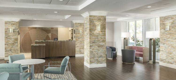 迈阿密机场蓝色泻湖Homewood套房酒店(Homewood Suites by Hilton Miami - Airport/Blue Lagoon)图片