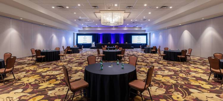 大奥卡纳根度假区万豪德尔塔酒店(Delta Hotels Grand Okanagan Resort)图片