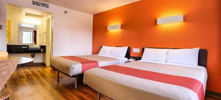 温德姆速8酒店佩塔卢马(Super 8 by Wyndham Petaluma)图片