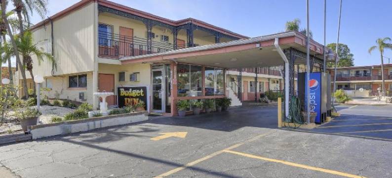 圣彼得斯堡伊克诺旅馆(Econo Lodge St Petersburg Central)图片