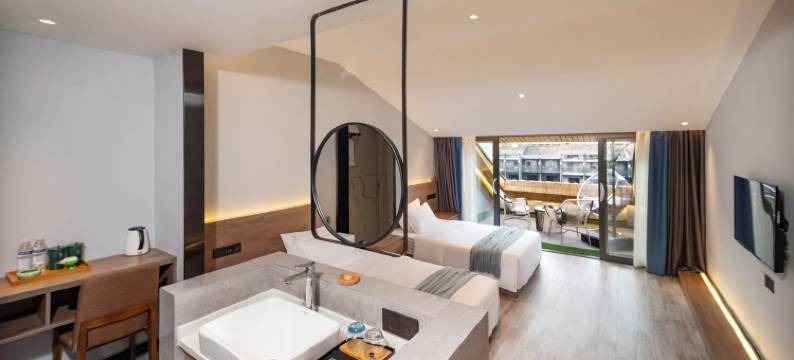 凤凰云隐兮精品名民宿(杜田路分店)图片