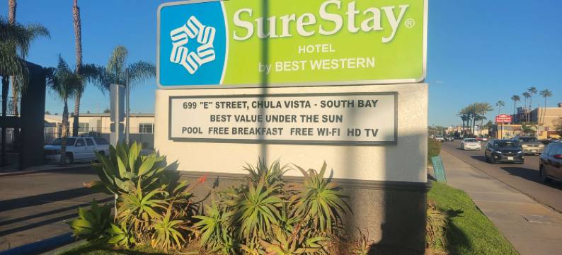 丘拉维斯塔海湾酒店(SureStay Hotel by Best Western Chula Vista San Diego Bay)图片
