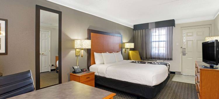 丹佛戈尔登拉昆塔温德姆酒店(La Quinta Inn by Wyndham Denver Golden)图片