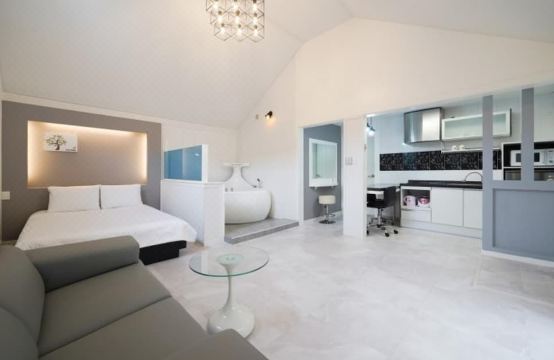 Gapyeong Rose Pension Hotel Overview