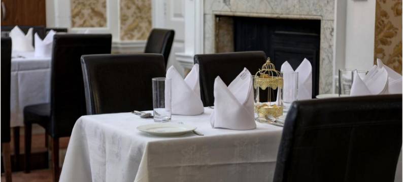 贝利斯公园酒店(Baylis Park Hotel)图片