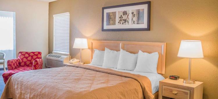 克林顿港品质酒店(Quality Inn)图片