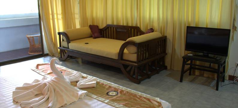 苏林斯威特酒店(Surin Sweet Hotel)图片