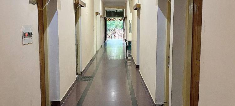 Pitambra Vishranti Grah图片