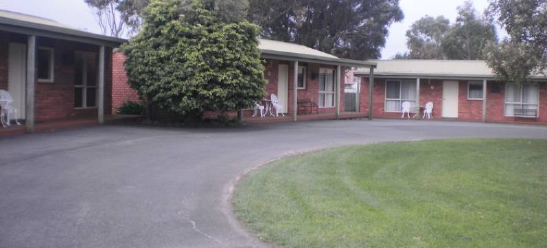 克罗尼尔乡村贝斯特韦斯特汽车旅馆(Best Western Colonial Village Motel)图片