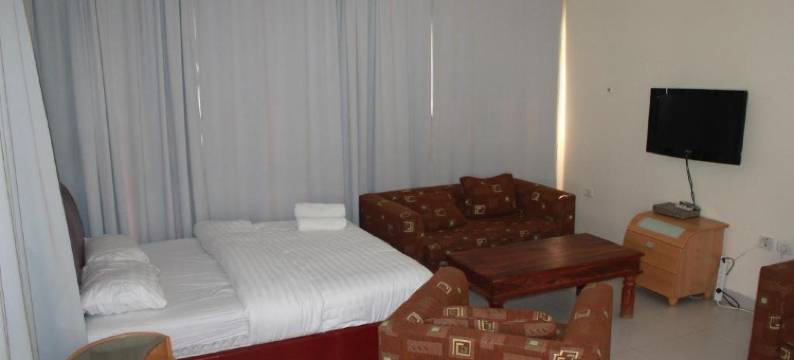 戈登海滩公寓(Gordon Beach Apartment)图片