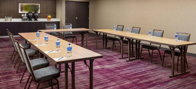 罗斯维尔万怡酒店(Courtyard Roseville)图片