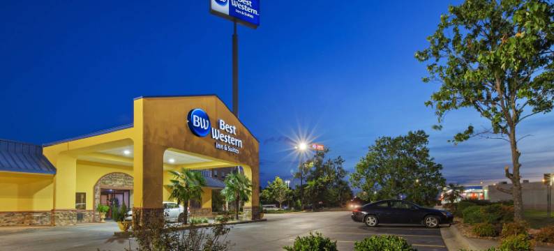 拜伦贝斯特韦斯特套房酒店(Best Western Inn  Suites)图片