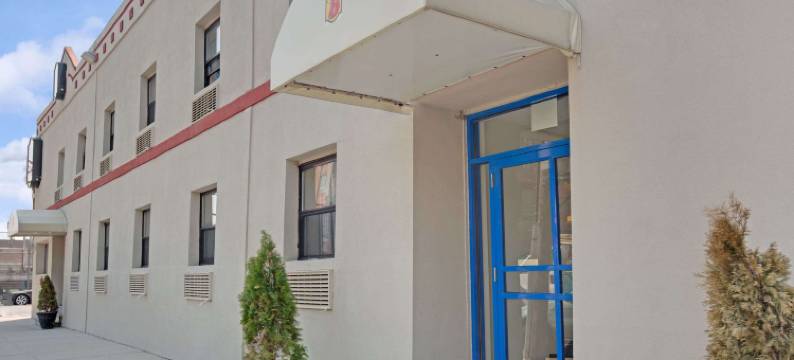 长岛市LGA速8酒店(Super 8 by Wyndham Long Island City LGA Hotel)图片