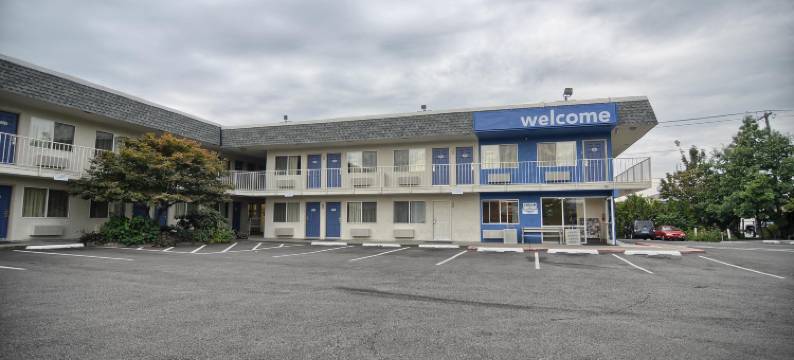 科达伦6号汽车旅馆(Motel 6 Coeur d'Alene, ID)图片