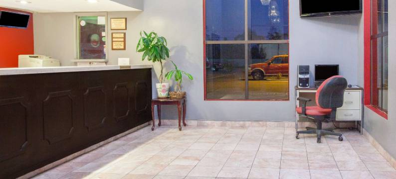 贝克斯菲尔德中心美洲最佳价值套房酒店(Americas Best Value Inn and Suites Bakersfield Central)图片