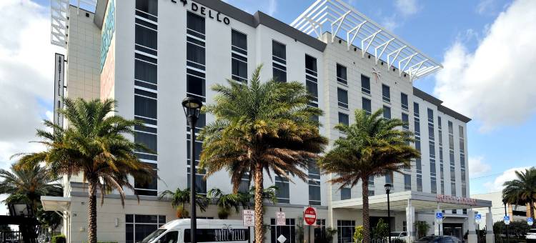 戴洛劳德代尔堡机场酒店，希尔顿启缤精选(Hotel Dello Fort Lauderdale Airport, Tapestry Collection by Hilton)图片