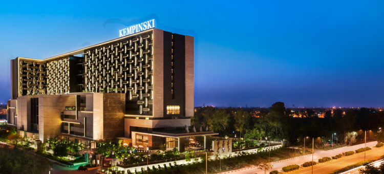 新德里利拉格调会议酒店(The Leela Ambience Convention Hotel Delhi)图片
