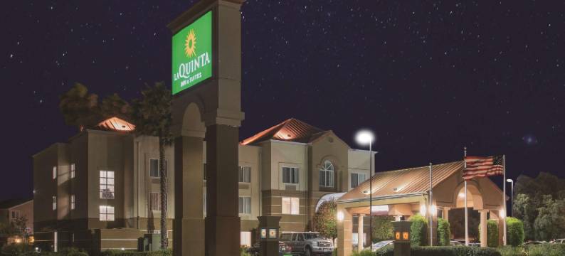 费尔菲尔德纳帕谷拉昆塔温德姆套房酒店(La Quinta Inn & Suites by Wyndham Fairfield - Napa Valley)图片