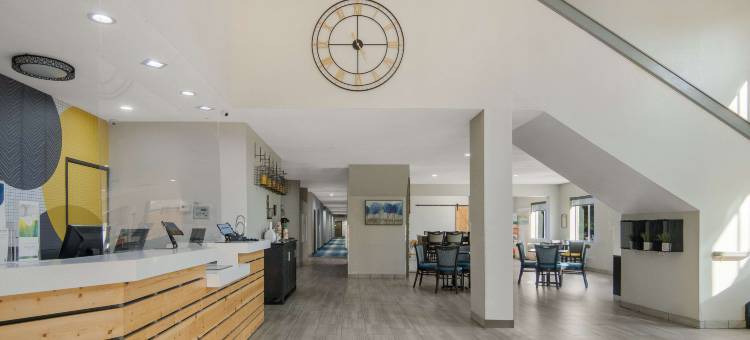 沃思堡北罗阿诺克品质套房酒店(Quality Inn & Suites Roanoke - Fort Worth North)图片