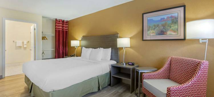 迷信泉贝斯特韦斯特酒店(Best Western Superstition Springs Inn)图片