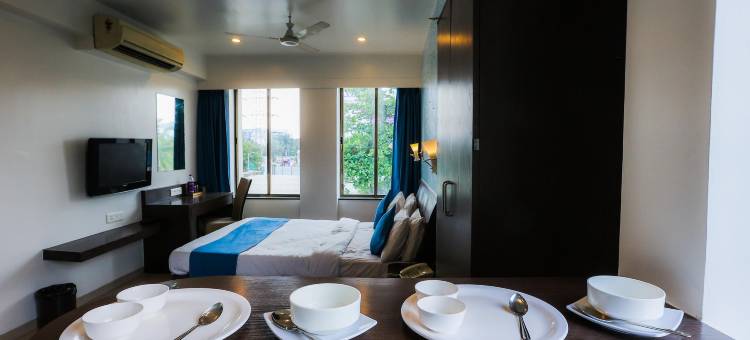 纸牌酒店(Hotel Solitaire)图片