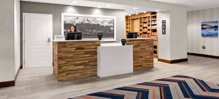 希尔顿欢朋套房酒店-费尔班克斯(Hampton Inn & Suites Fairbanks)图片