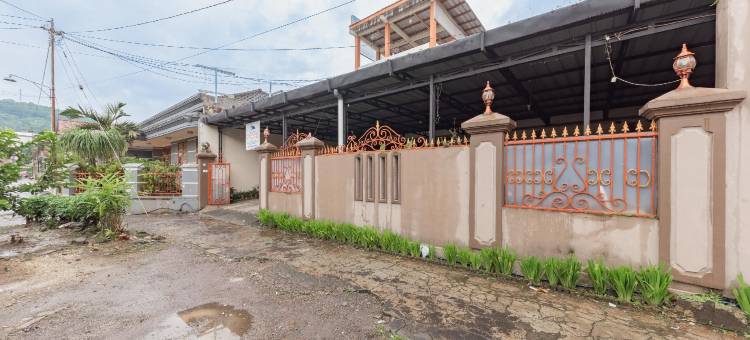 RedDoorz Syariah Near Alun Alun Sumedang图片