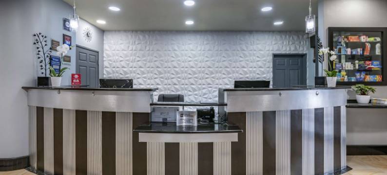 海牛贝斯特韦斯特优质酒店(Best Western Plus Bradenton Gateway Hotel)图片