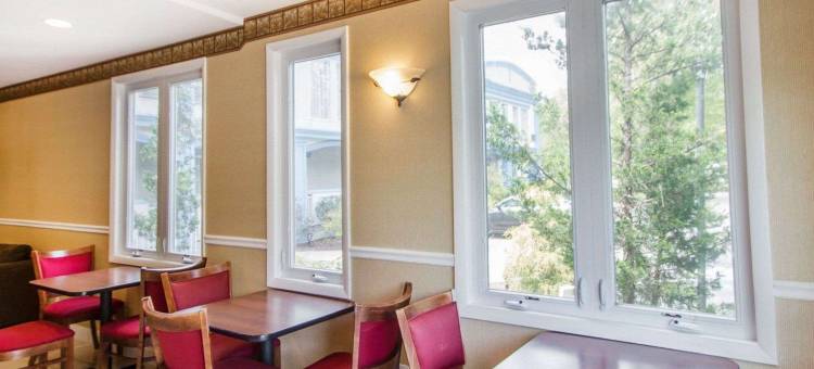 旧赛布鲁克-韦斯特布鲁克伊克诺套房旅馆(Econo Lodge Inn & Suites Old Saybrook - Westbrook)图片