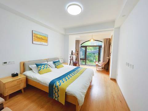 香树湾公寓(环太湖路分店)