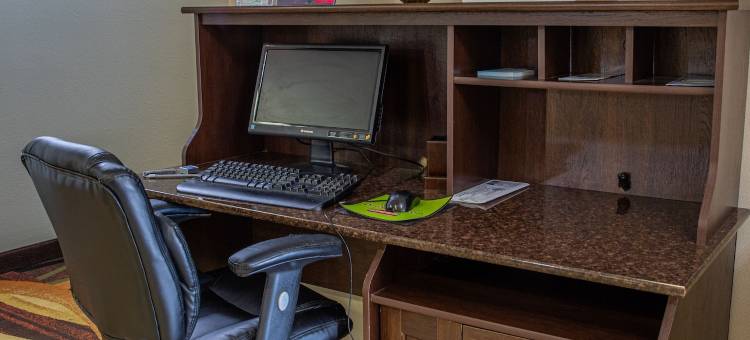 海恩斯维尔呗盟套房酒店-斯图尔特堡地区(Baymont by Wyndham Hinesville Fort Stewart Area)图片